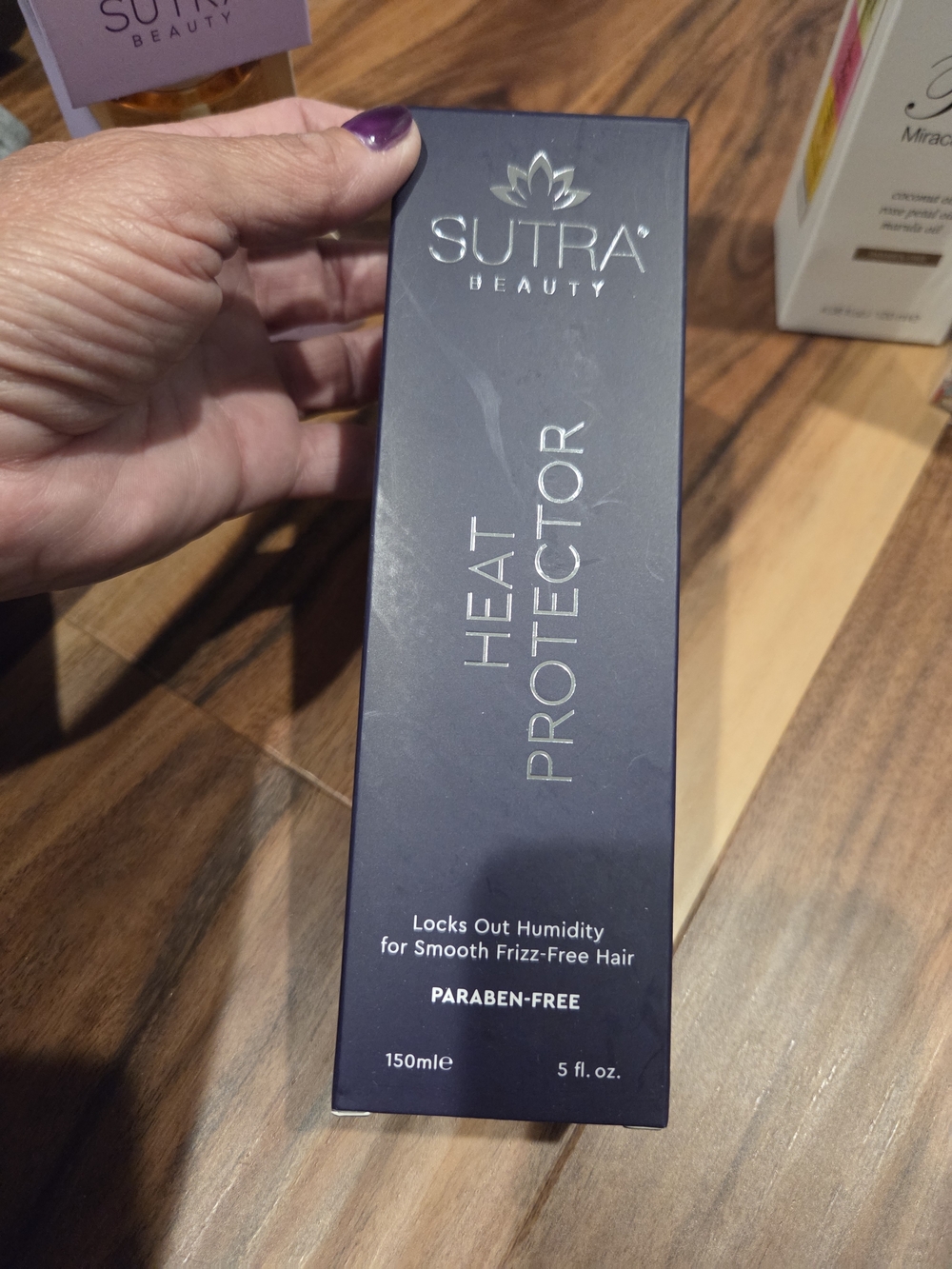 Lavender Dry Shampoo – Lightweight Refreshing Spray - Picture 3 of 8